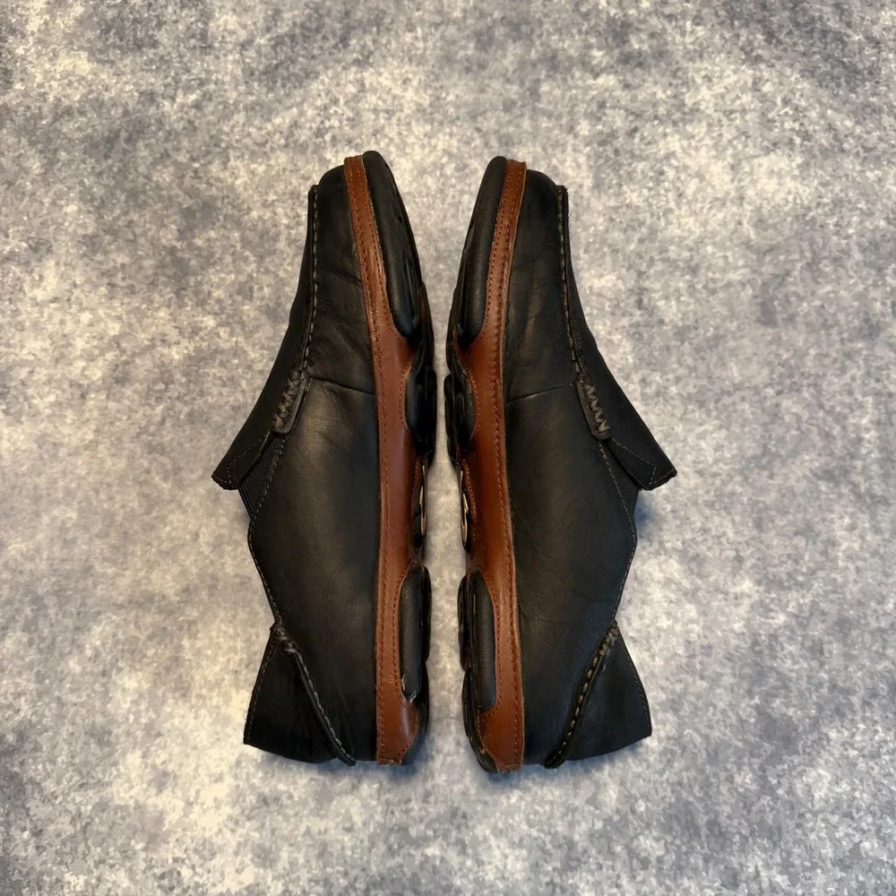 OluKai Moloa Mens 9.5 Black Leather Slip On Loafers Drop In Heel Shoes 10128